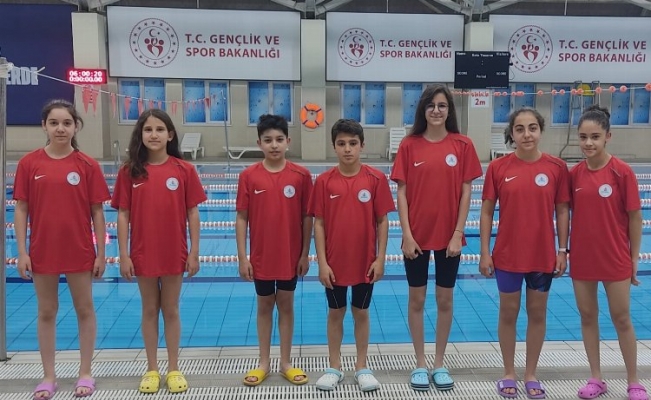 Nevşehir'in yüzücüleri, 'Açık Yaş Seviye Tespit Yarışları'na katıldı 