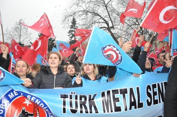 Gölcük'te Türk Metal işçilerinden protesto