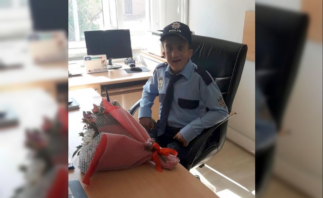 Abdulsamet'in polis olma mutluluğu