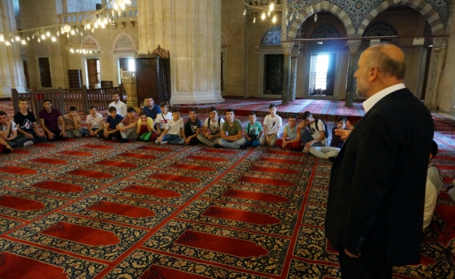 Soydaş öğrenciler Edirne'de Kur'an öğrenecek