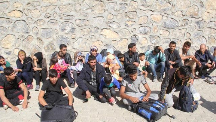 208 düzensiz göçmen yakalandı