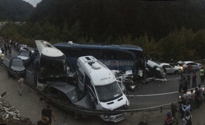 Bursa-Ankara karayolunda zincirleme trafik kazası