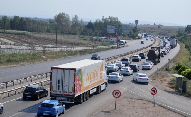 Bursa-Ankara karayolundaki zincirleme trafik kazası