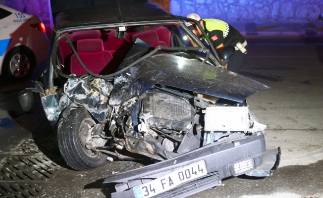 Fatih'te trafik kazası: 2 yaralı