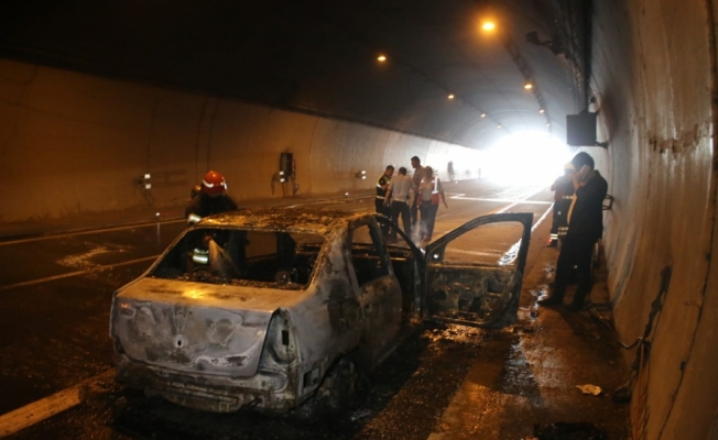 Kocaeli'de tünelde araç yangını