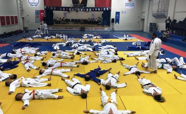 Lüleburgaz'da Judo kampı düzenlendi