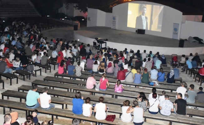 Muratlı'da açık havada sinema