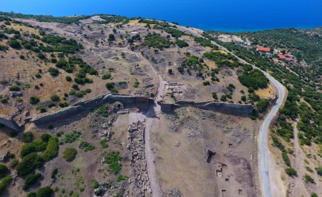 “Aristios ailesi“nin 2 bin 300 yıllık mezarı bulundu