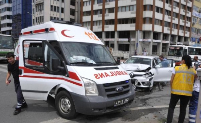 “Asılsız Çağrılar ve Ambulans Kazalarının Önlenmesi Çalıştayı“
