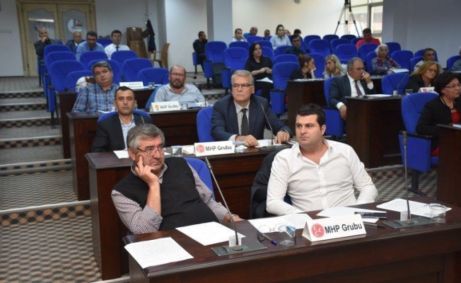 Edremit Belediye Meclis Toplantısı sırasında gerginlik çıktı