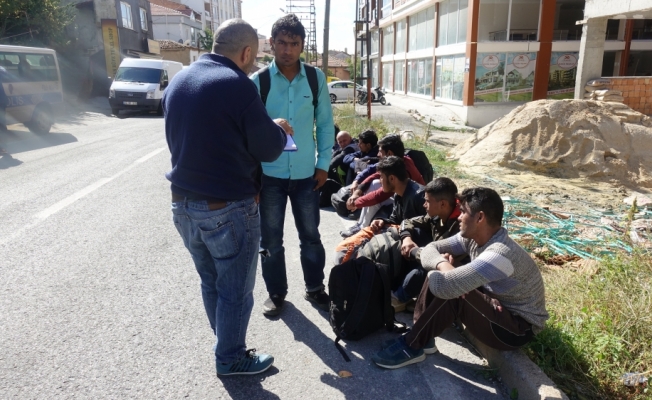 İstikametlerini şaşıran göçmenler polise yakalandı