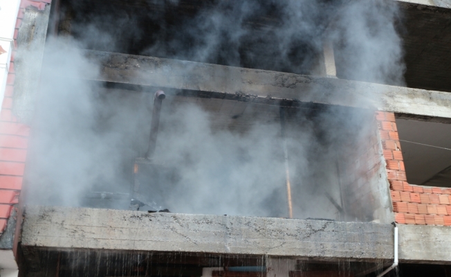 Kocaeli'de inşaat halindeki binada yangın
