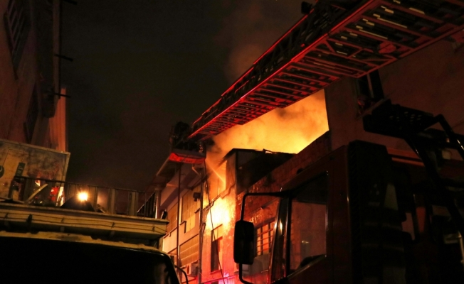 Bursa'da depo yangını