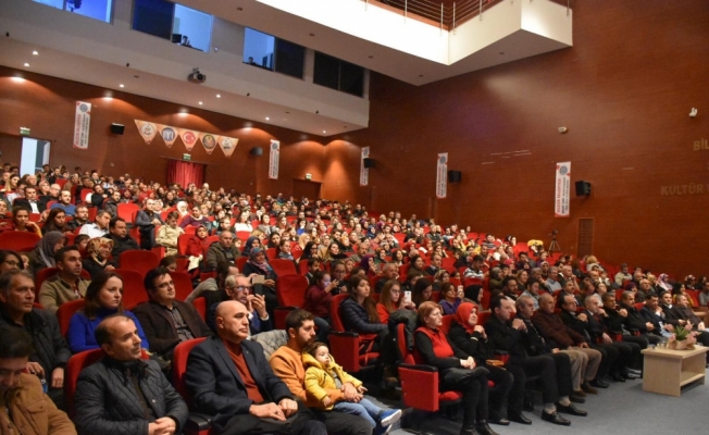 Bilecik'te öğretmenlerden Türk Halk Müziği konseri