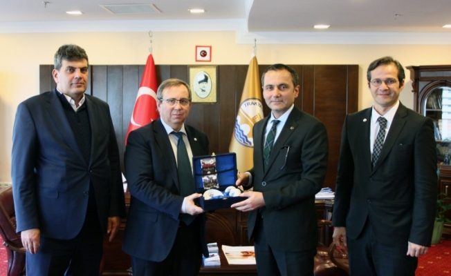 Filibe Başkonsolosu Ergani'den TÜ'ye ziyaret