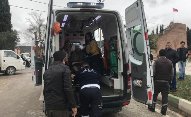 İznik'te trafik kazaları: 2 yaralı