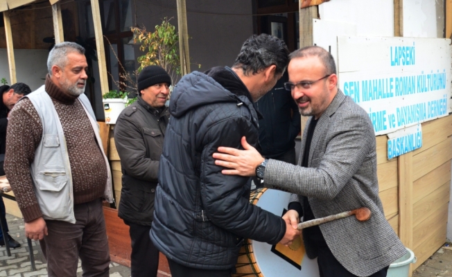 AK Parti Grup Başkanvekili Turan'dan dernek ziyareti