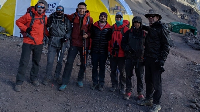 Arçelik, küresel ısınma farkındalığı için Aconcagua'ya tırmanıyor