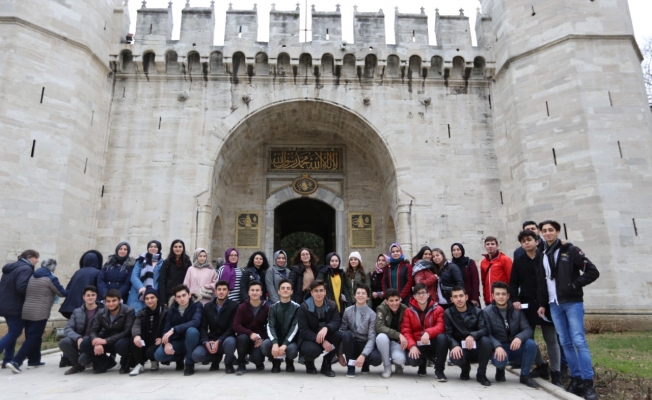Hedef Gelecek Projesi Öğrencileri Yarıyıl Tatilinde İstanbul’u Fethettiler