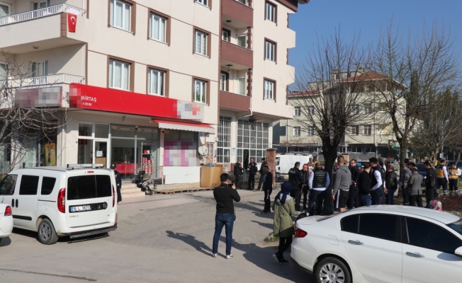 Bursa'da eşi tarafından vurulduğu iddia edilen kadın öldü