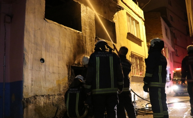 Bursa'da bina yangını