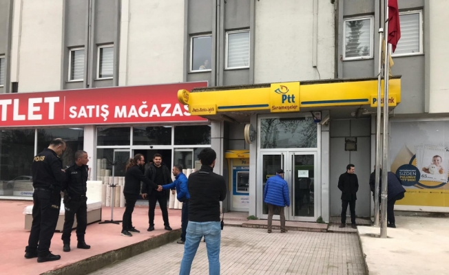 Bursa'da PTT şubesinden silahlı soygun