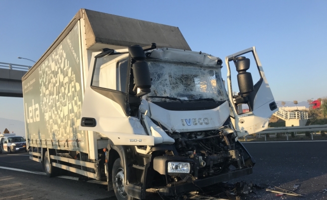 Orhangazi'de otoyolda trafik kazası: 1 yaralı