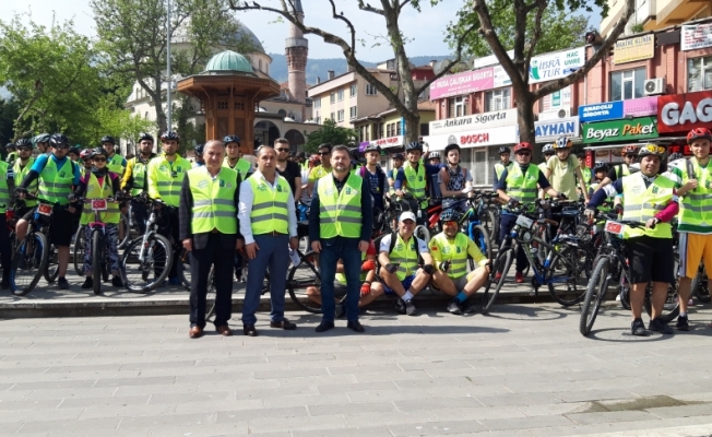 Bursa'da sağlıklı yaşam için pedal çevirdiler