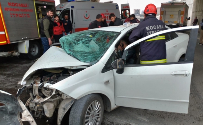 Gebze'de trafik kazası: 1 ölü, 1 yaralı