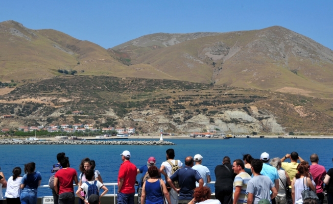 Ege ve Marmara adaları bayramda ziyaretçi akınına uğrayacak