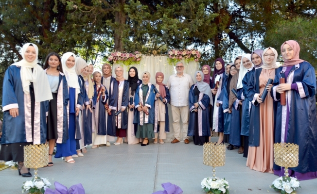 Karamürsel Anadolu İmam Hatip Lisesi'nde mezuniyet töreni