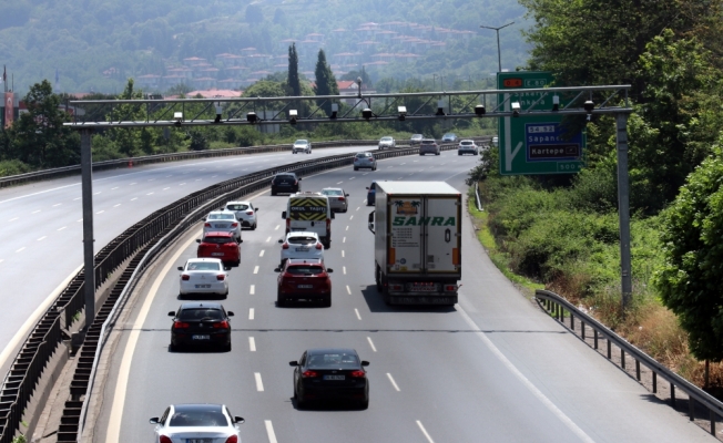 Anadolu Otoyolu'nda trafik yoğunluğu azaldı