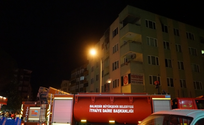 Balıkesir'de ev yangını