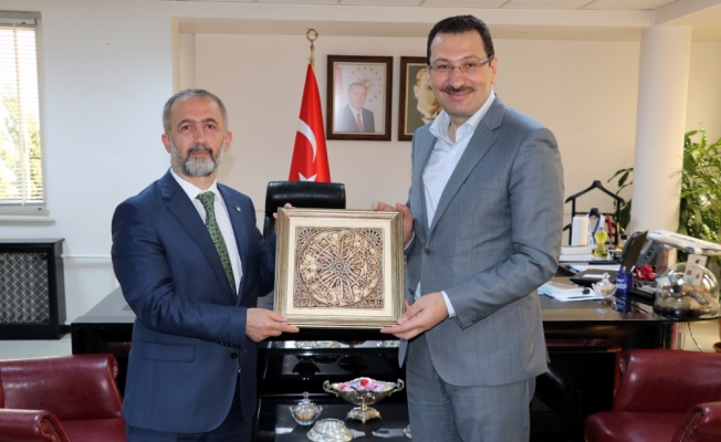 AK Parti Genel Başkan Yardımcısı Yavuz'dan ziyaretler