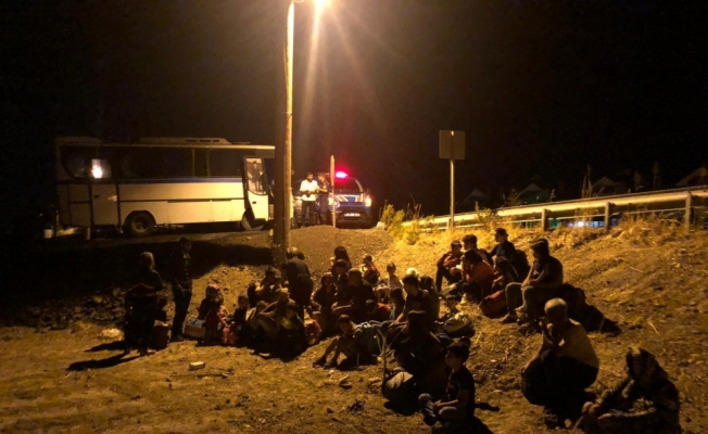 Balıkesir'de 99 düzensiz göçmen yakalandı