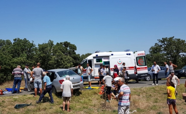 Edirne'de trafik kazası: 1 ölü, 5 yaralı