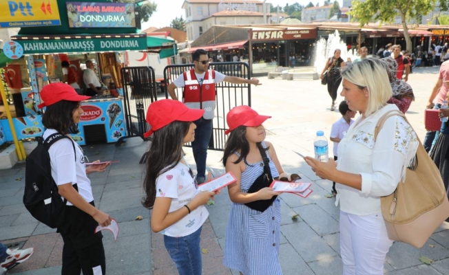 Eyüpsultan Meydanı'nda 150 ünite kan toplandı