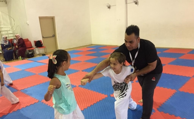 Tekirdağ'da karate kursları devam ediyor