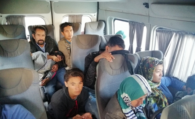 Çanakkale’de 35 düzensiz göçmen yakalandı