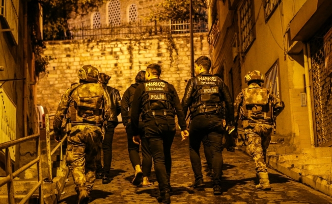 İstanbul'da uyuşturucu operasyonunda 40 şüpheli yakalandı