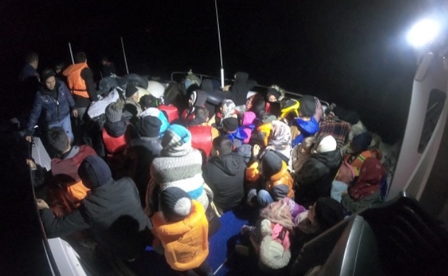 Çanakkale'de 44 düzensiz göçmen yakalandı