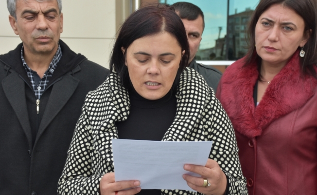 Çorlu'daki tren kazasında hayatını kaybedenlerin yakınlarından basın açıklaması