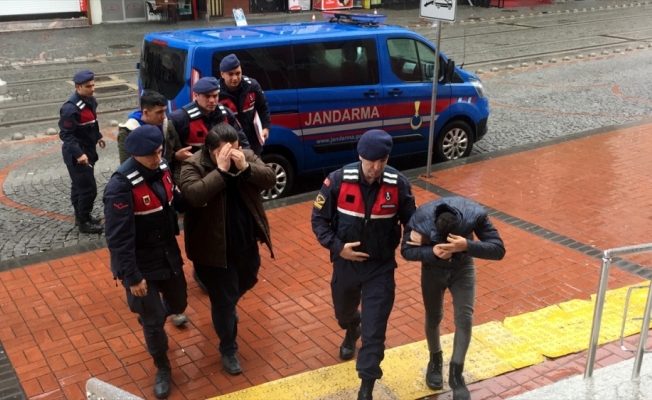 GÜNCELLEME - Kocaeli'de inşaattan hırsızlık yaptıkları iddiasıyla 3 şüpheli tutuklandı