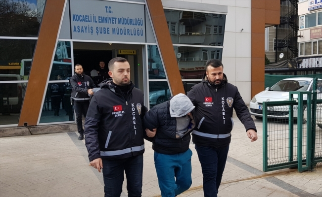 GÜNCELLEME - Kocaeli'de evlerden hırsızlık yaptığı iddiasıyla yakalanan 2 şüpheli tutuklandı