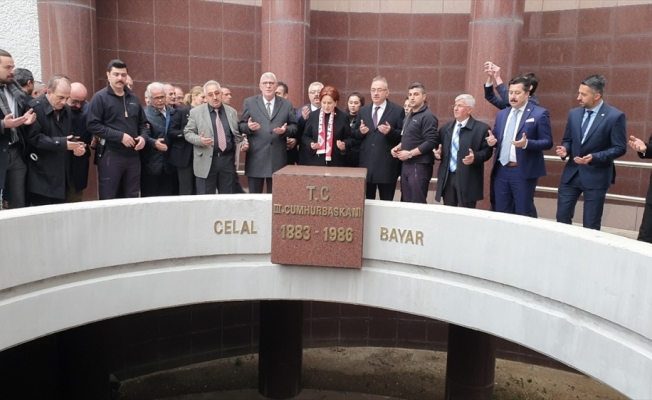 İYİ Parti Genel Başkanı Akşener'den Celal Bayar'ın anıt mezarına ziyaret