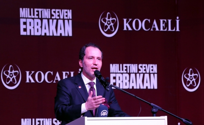 Yeniden Refah Partisi Genel Başkanı Erbakan, babası Necmettin Erbakan'ı anlattı