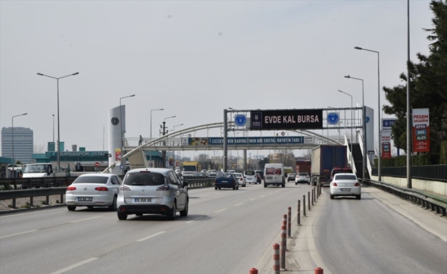Bursa'da yollardaki dijital ekranlardan 