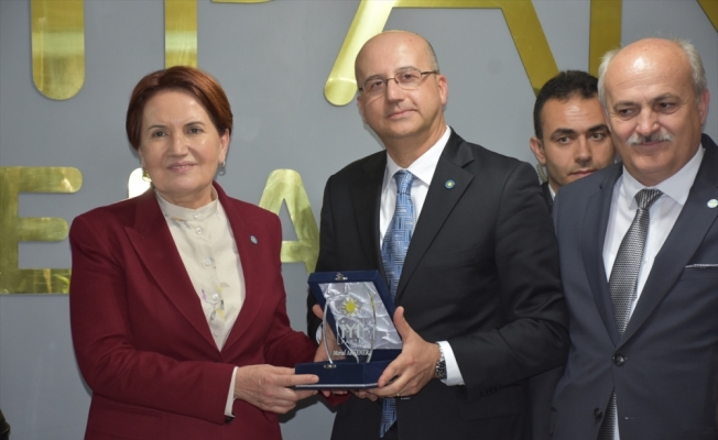 İYİ Parti Genel Başkanı Akşener, Tekirdağ'da ziyaretlerde bulundu