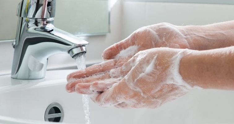 Uzmanından “sık yıkanan eller için nemlendirici kullanılması“ önerisi
