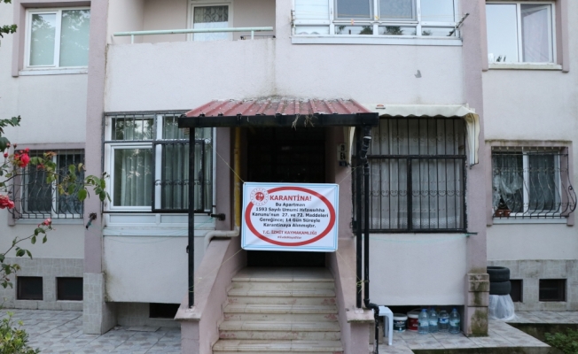 Kocaeli'de bir apartman Kovid-19 nedeniyle karantinaya alındı